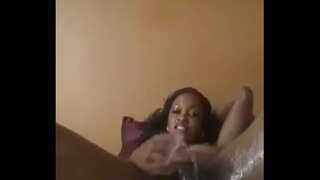 Queda de água jorrar