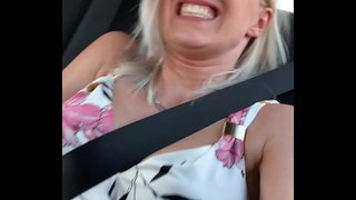 Kungsi teu nu! Kuring méré kuring hiji orgasme dina taksi.