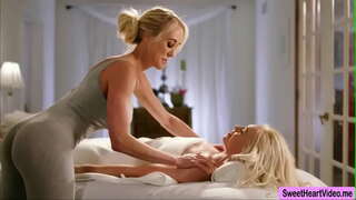 MILF Brandi Cinta membantu dia Pelanggan Lyra undang-Undang pantat mencapai orgasme