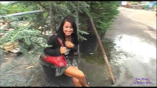 ���ៅក្នុងការបណ្តុះកូនការស្លុតអនុញ្ញាតឱ្យខ្លួនឯងត្រូវបានដេកជាមួយក្តីរីករាយ