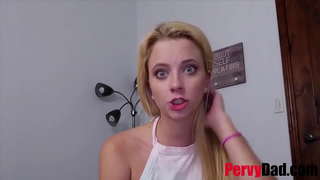 Stepdad aide les adolescents avec des problèmes